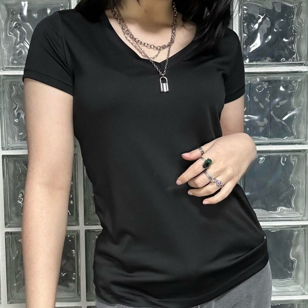 Black Champion Shortsleeve